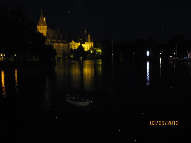 city_park_pond_Budapest