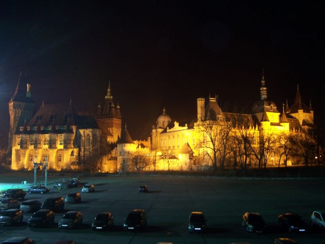 Schloss_Vajdahunyad_Appartement_Hotel_in_Budapest