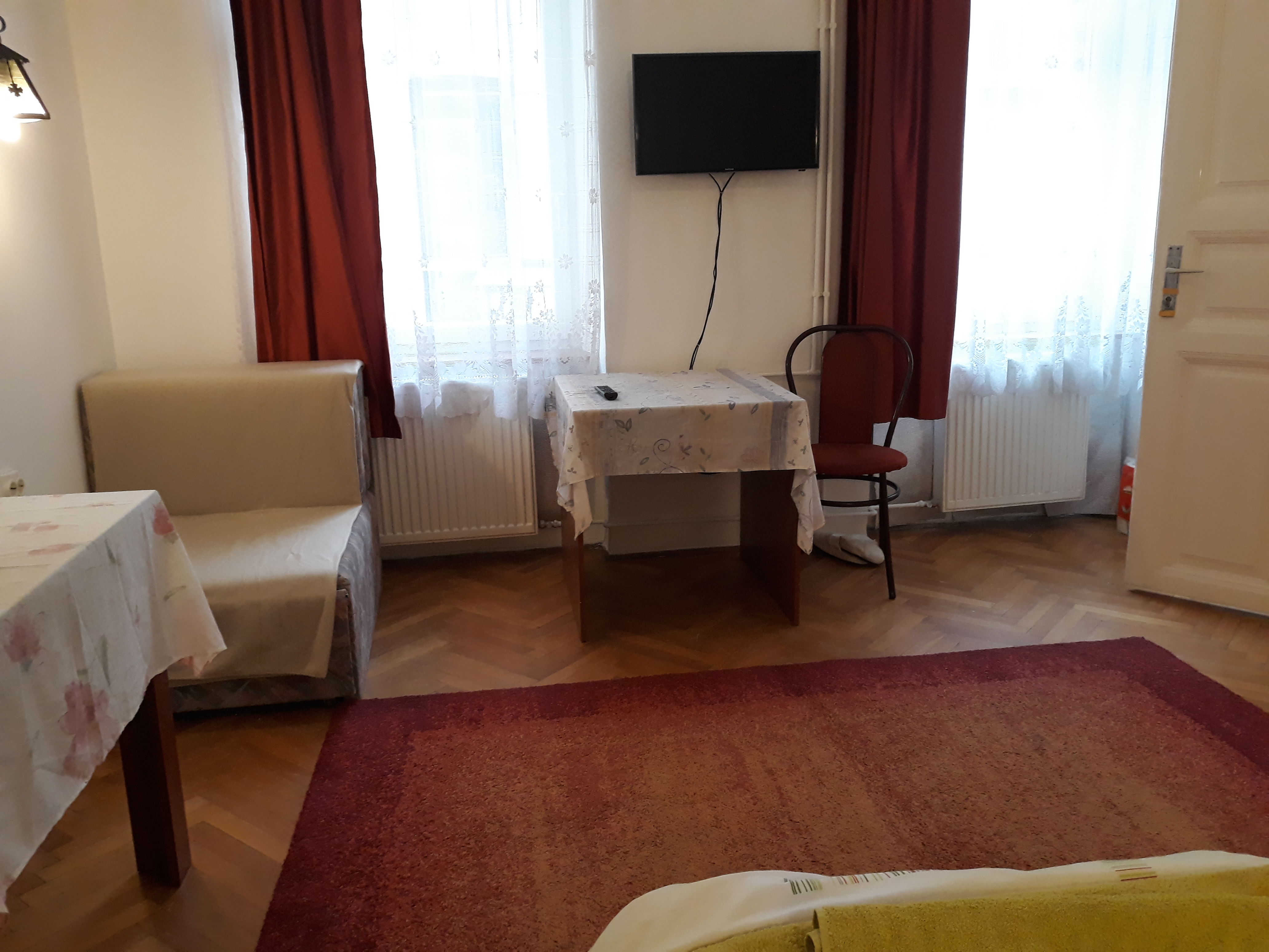 Apartamente cu două dormitoare de închiriat în centrul Budapestei