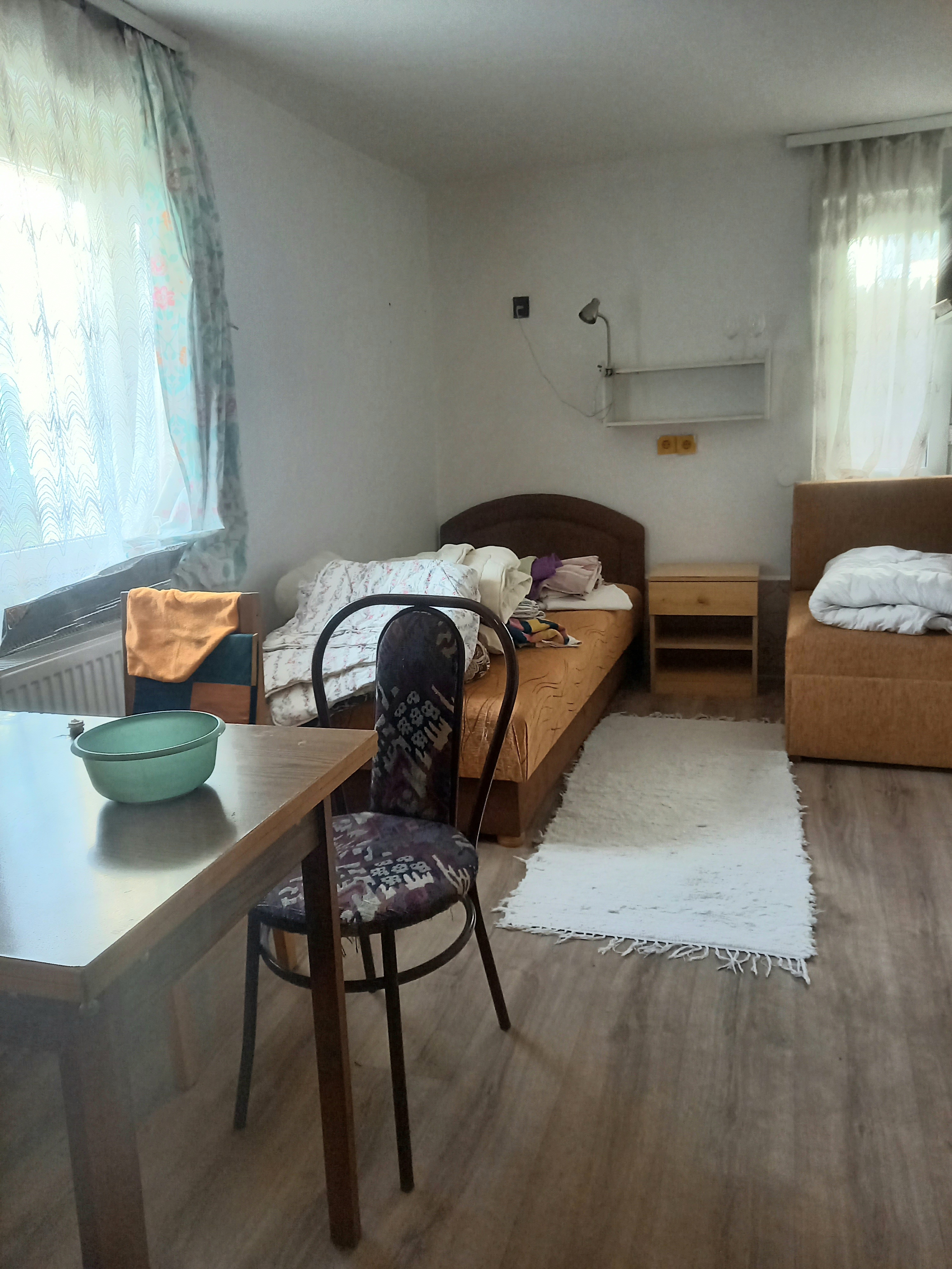 rooms in Budapest for long term